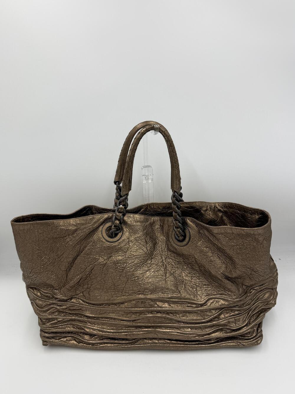 Bottega Veneta Leather Chained Tote